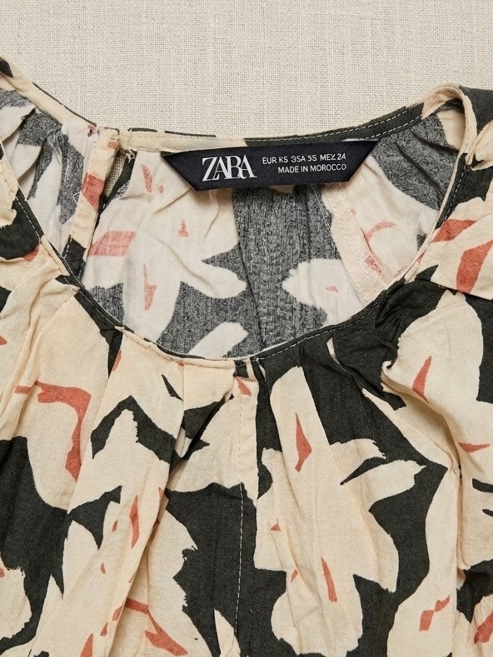 Zara Floral Long-Sleeve Cropped Blouse - Picture 2 of 2
